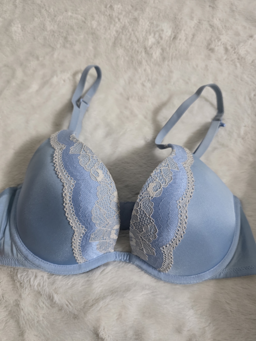 LaSENZA Light Blue Lace-Accent Push-Up Bra - Beyond Sexy
